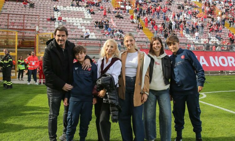 Il Magico Daniele Montevago: La Doppietta Che Fa Sognare il Perugia e Riaccende le Speranze Playoff!